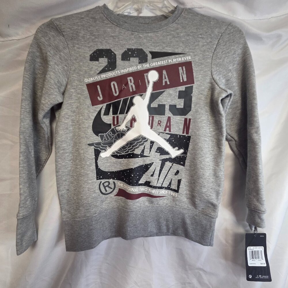NWT Nike Air Jordan Boys Medium 8-10 Grey Fleece Crewneck Sweatshirt Jumpman 23